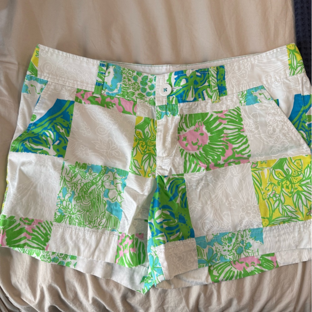 Lilly Pulitzer Colorful Patchwork Women's Shorts